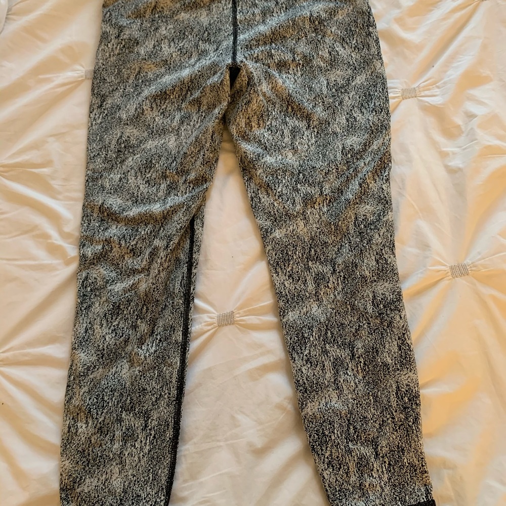 Gap heather gray spandex workout pants